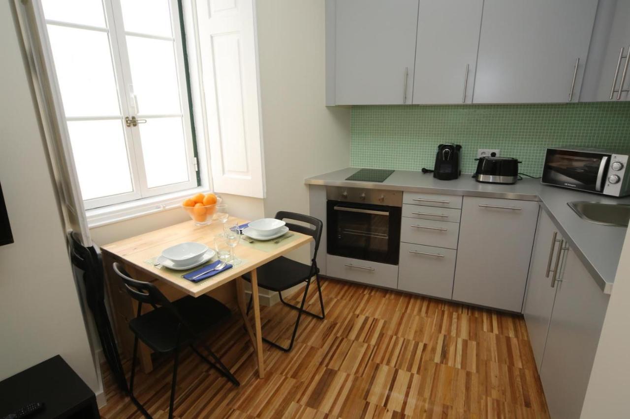 Casa De Santa Marta Apartment Lisbon Luaran gambar