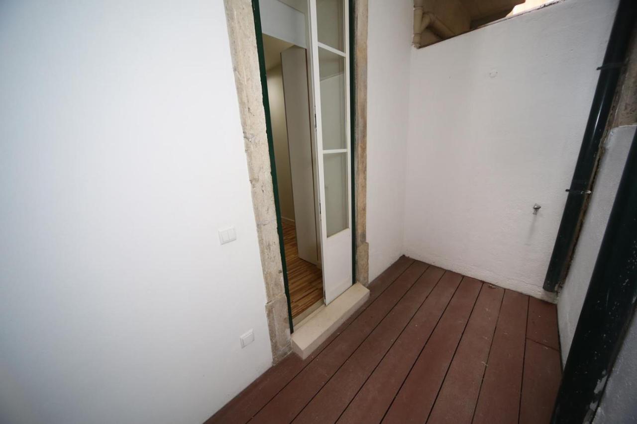 Casa De Santa Marta Apartment Lisbon Luaran gambar
